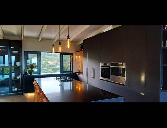 4 BEDROOM HOUSE FOR SALE IN MOQUINI COASTAL ESTATE